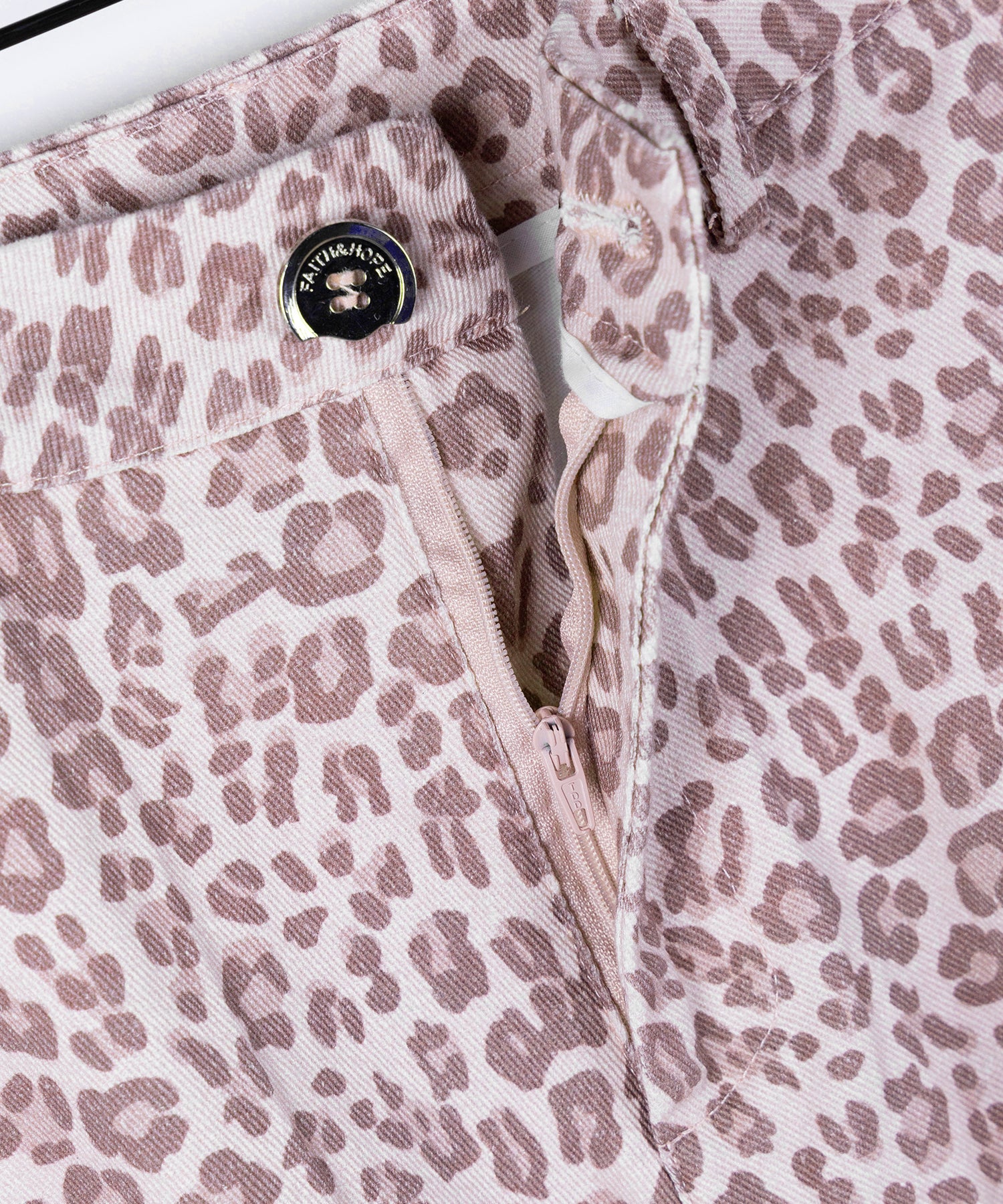 ヴィンテージライクピンクレオパードバレルカーゴパンツ ／ vintage like pink leopard barrel cargo pants