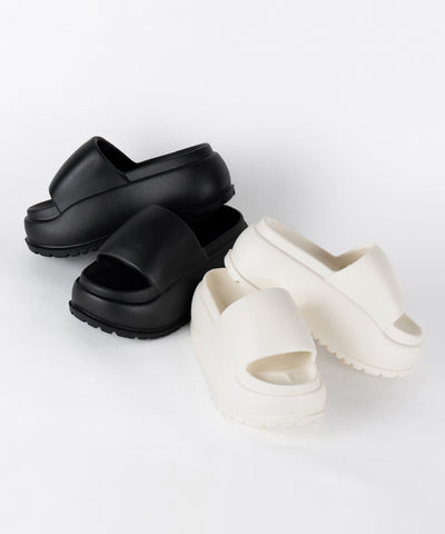 厚底ボリュームソールパフィースライドサンダル／platform volume sole puffy slide sandals