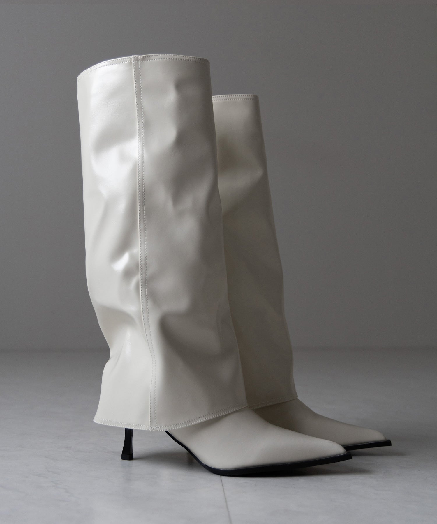 【 ２color 】ポインテッドトゥフェイクレザーカバーロングブーツ ／ pointed toe fake leather covered long boots