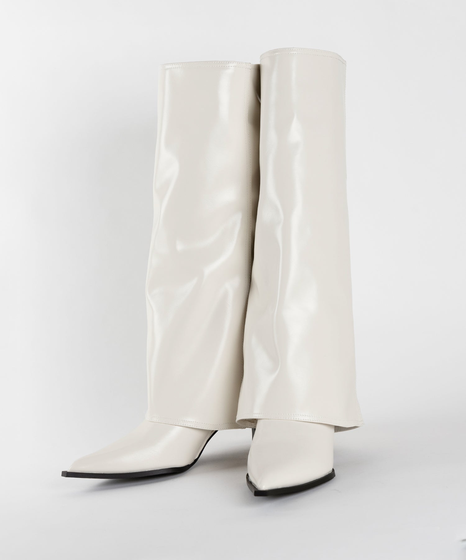 【 ２color 】ポインテッドトゥフェイクレザーカバーロングブーツ ／ pointed toe fake leather covered long boots