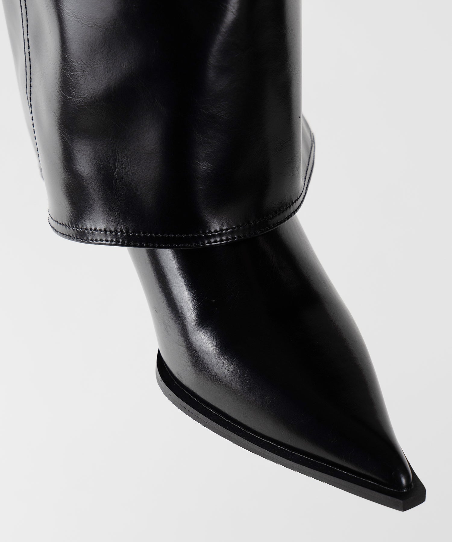 【 ２color 】ポインテッドトゥフェイクレザーカバーロングブーツ ／ pointed toe fake leather covered long boots