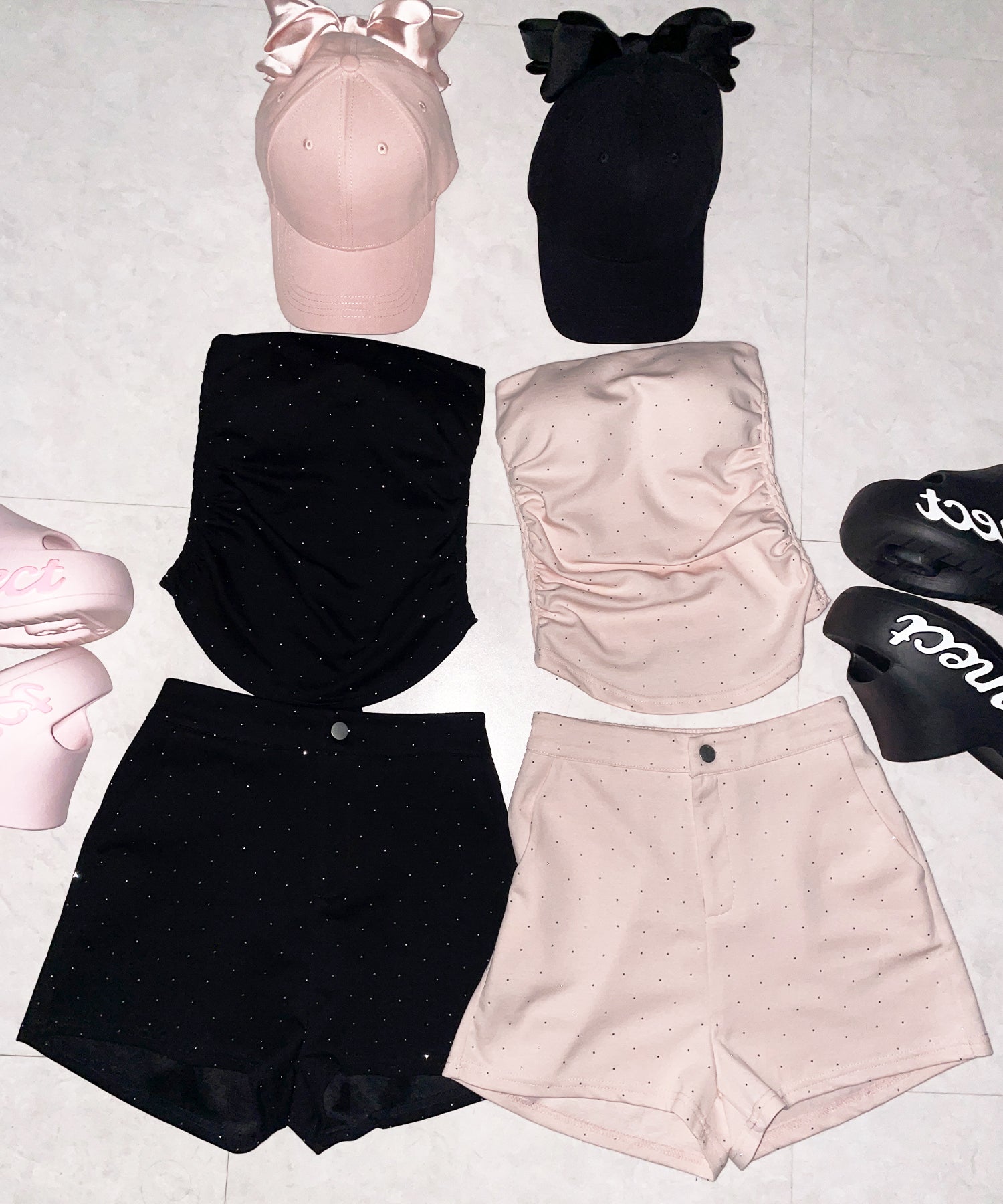 【 セットアップ 】ラインストーンベアトップ＋ハイウエストショートパンツ SET ／ 【 SETUP 】Rhinestone bare tops ＋ high waist short pants SET