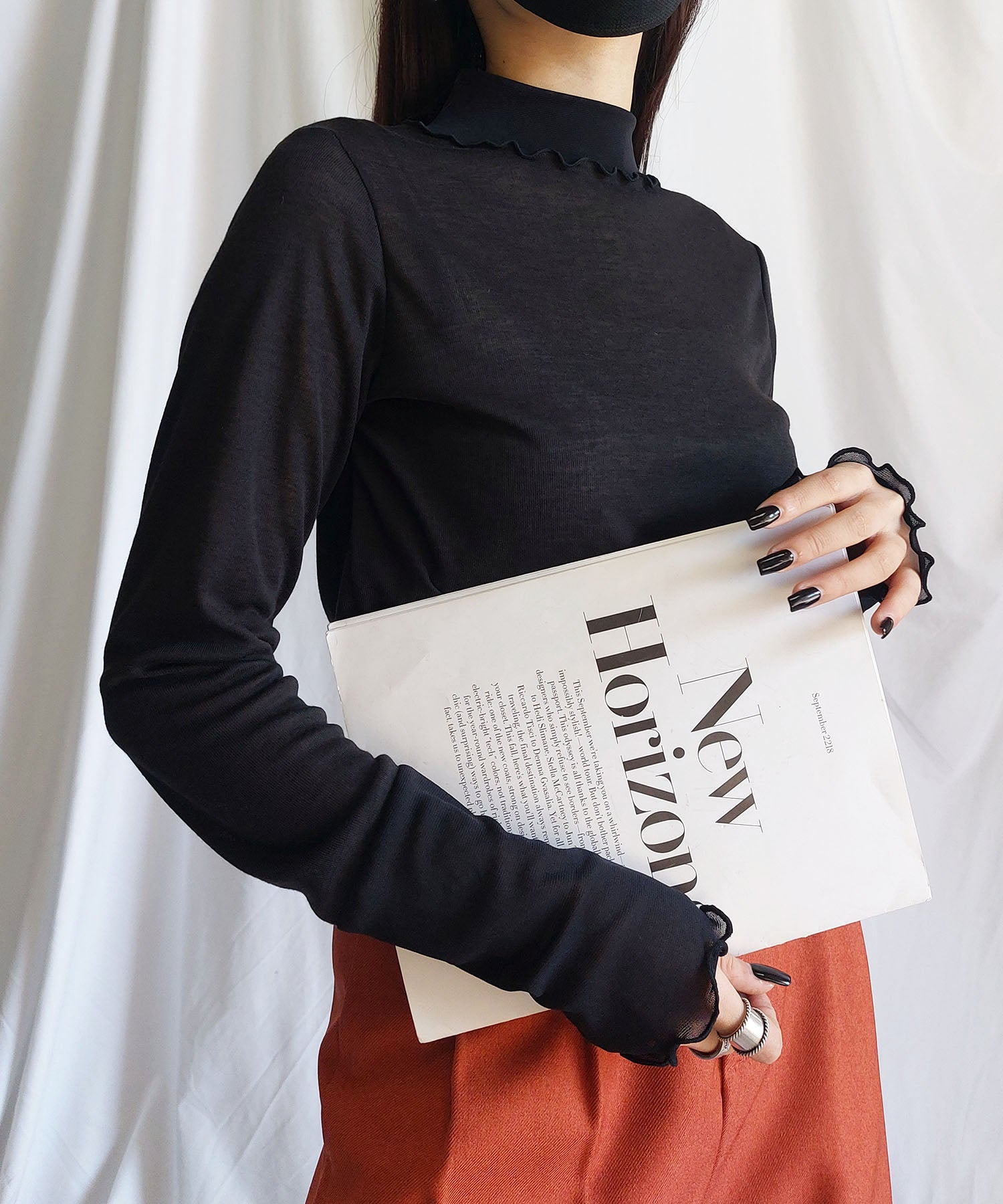 シアー切替プチハイネックメロートップス