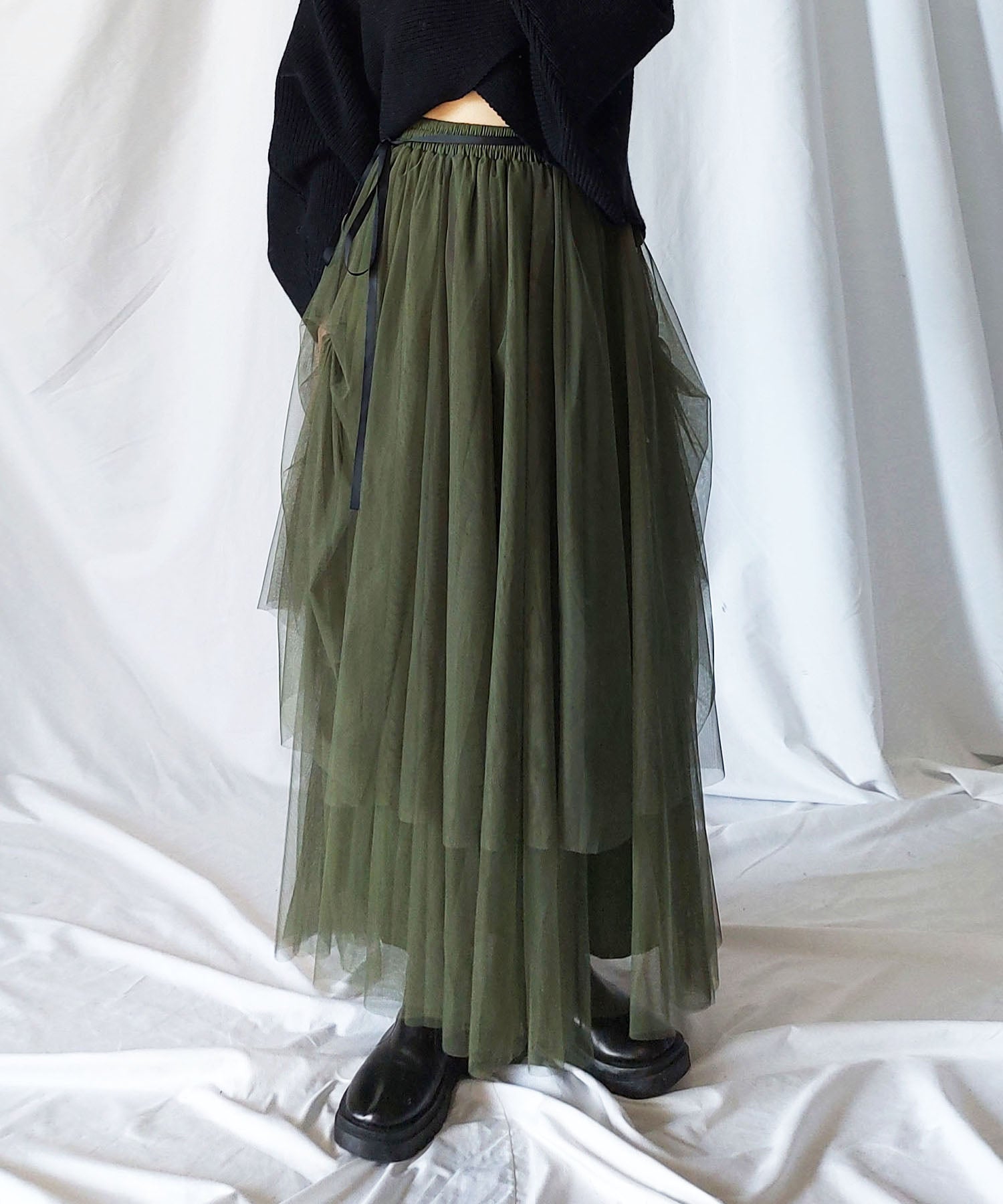 green × black  チュールスカート
